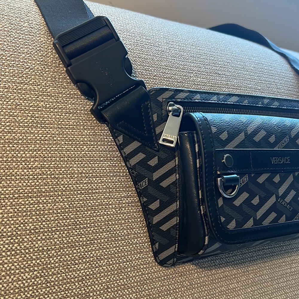 Versace unisex la Greca leather logo monogram all over sling or belt bag NEW - Picture 7 of 11